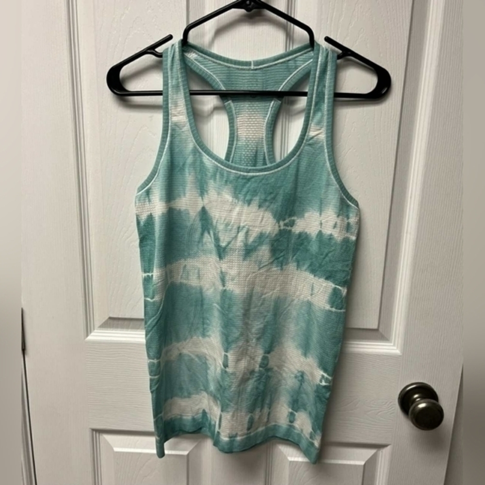 Lululemon Swiftly Tech Racerback - Sz 8